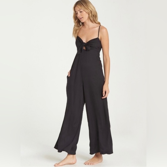🖤 BILLABONG JUMPSUIT 🖤 - Picture 1 of 5